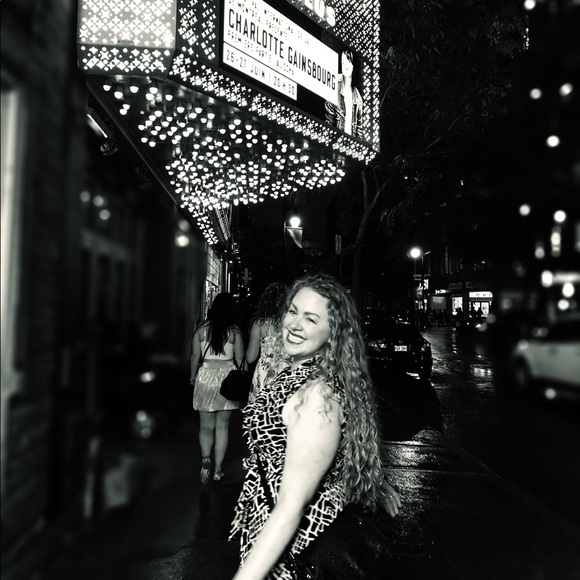 Meet your Posher, Kelli - Picture 1 of 1